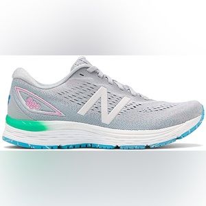 New Balance 880s v9